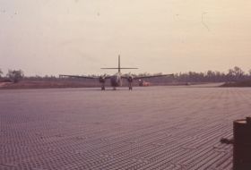 Visiting Aircraft, C-7 Feb-Jun 65, Neil McCutchan photo.2
