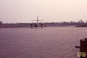 Visiting Aircraft, C-7 Feb-Jun 65, Neil McCutchan photo.3
