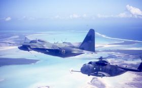 air refuel 7 May 86 076